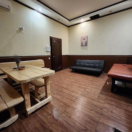 Київські Ночі Hotel Kültér fotó