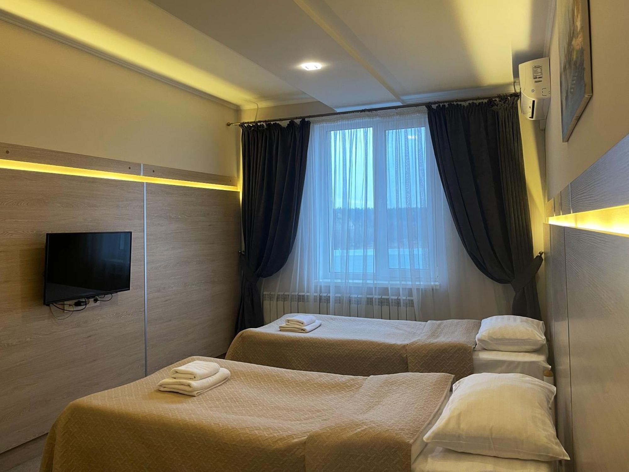 Київські Ночі Hotel Kültér fotó
