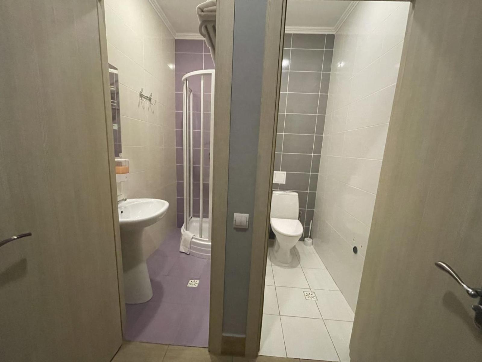 Київські Ночі Hotel Kültér fotó