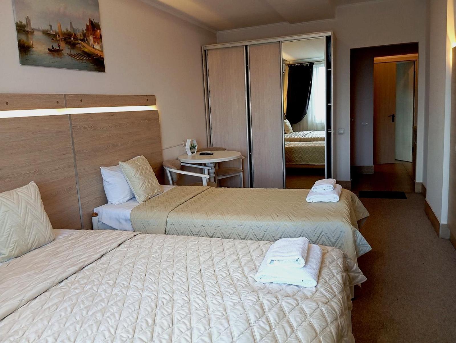 Київські Ночі Hotel Kültér fotó