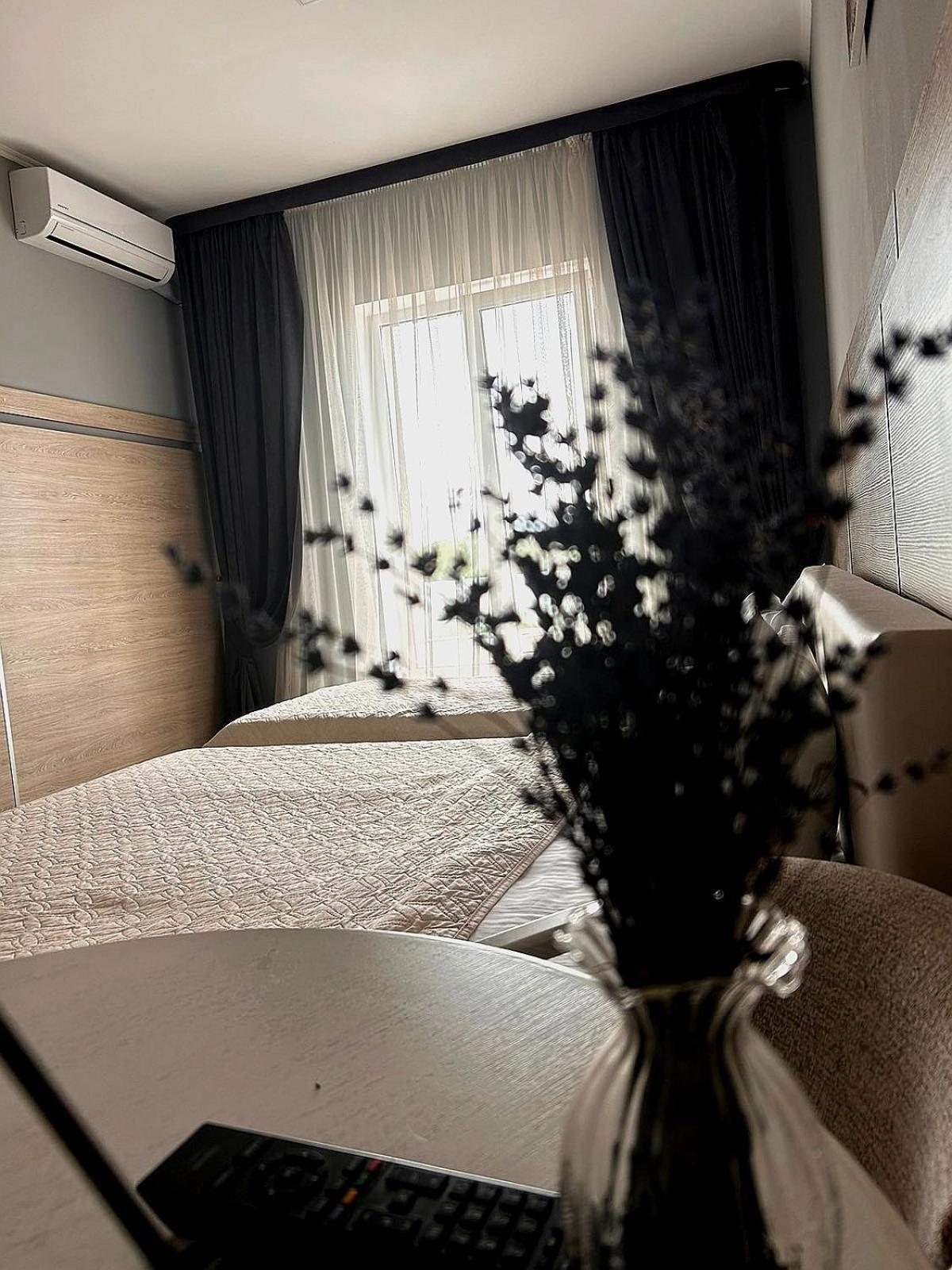Київські Ночі Hotel Kültér fotó