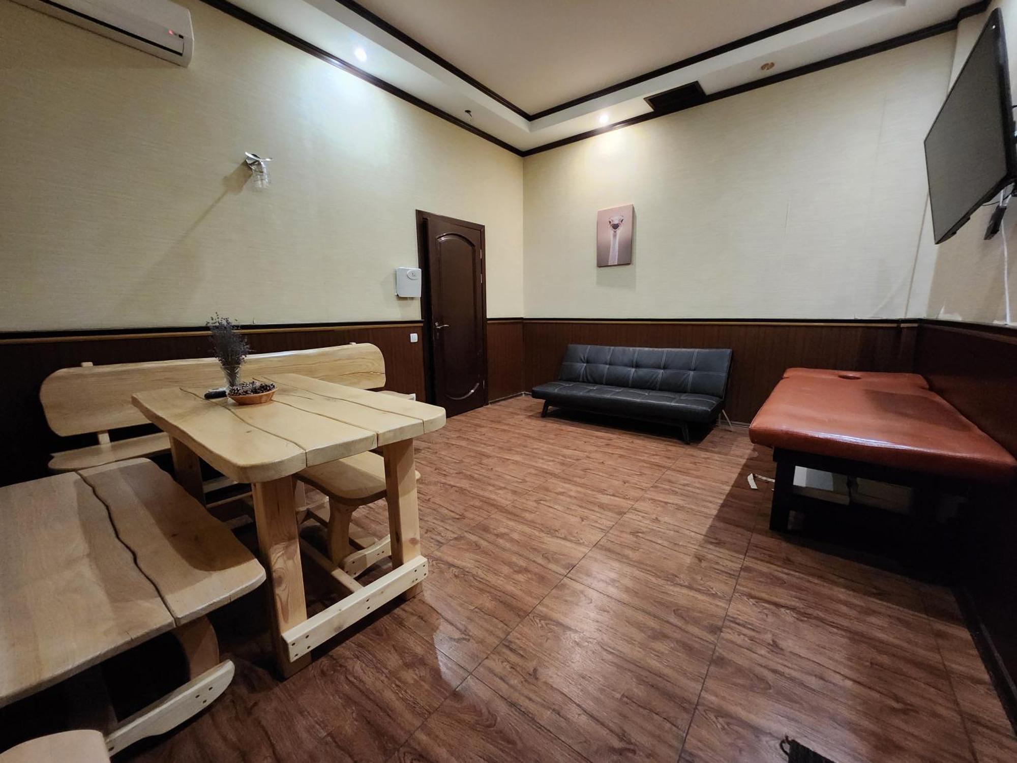 Київські Ночі Hotel Kültér fotó