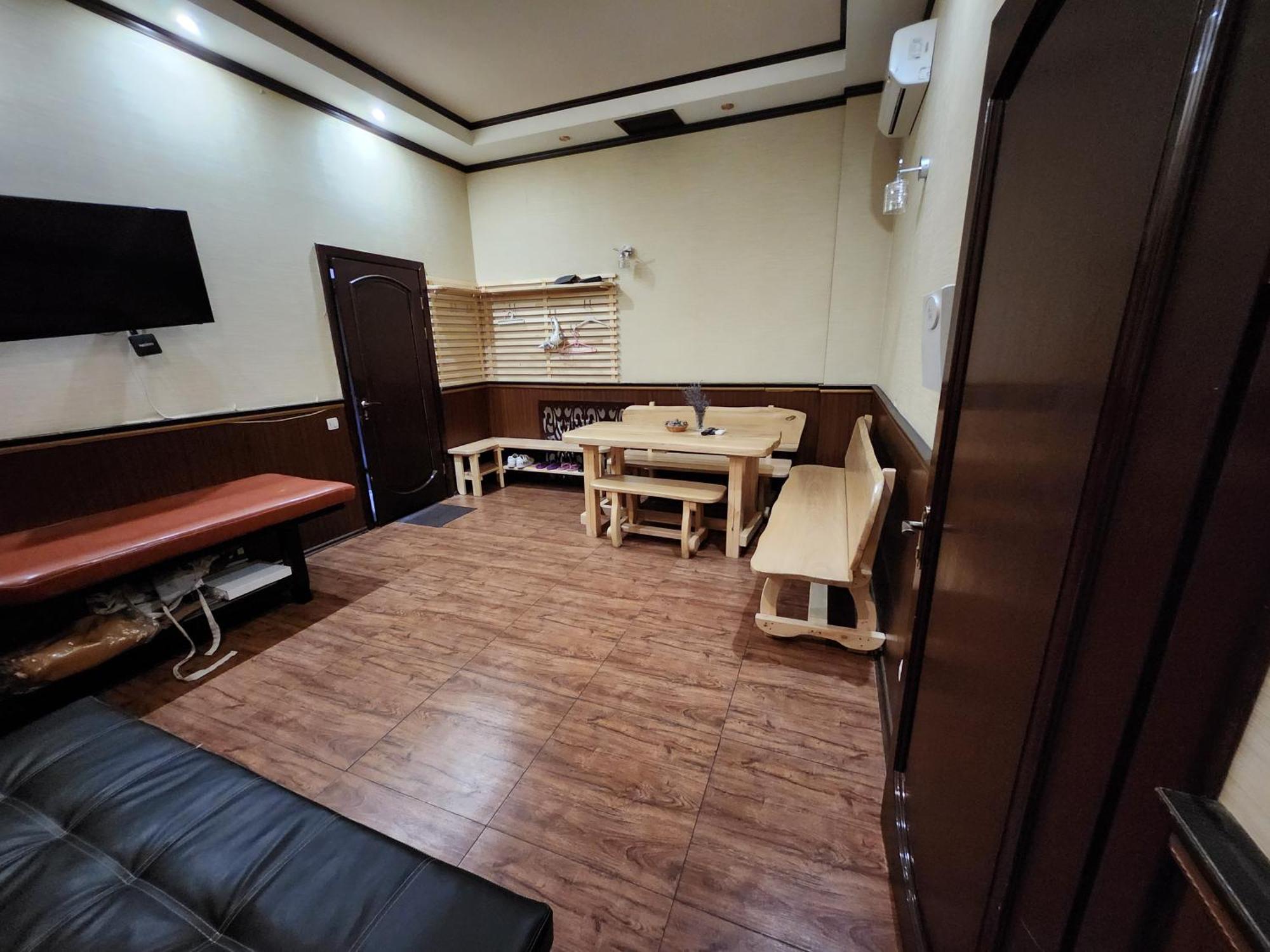 Київські Ночі Hotel Kültér fotó